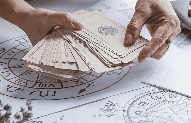 Tarot Cards: A Complete Guide for Beginners