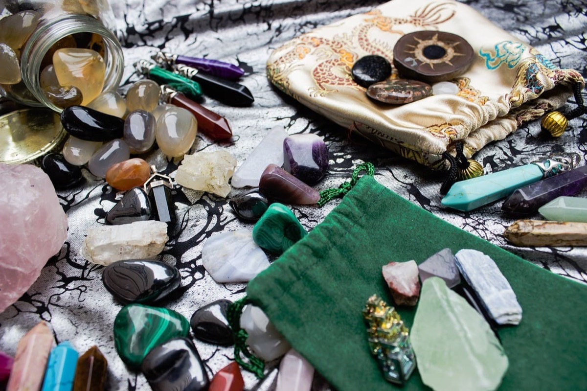 Chakra Stones and Crystals for Deep Healing