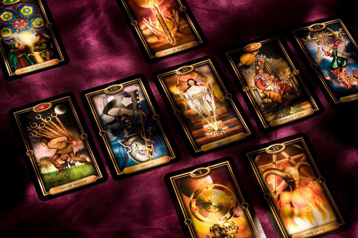 Tarot Spells and Tarot Magic: A Complete Guide